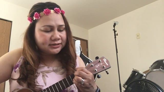 Hotel California by the Eagles Ukulele cover arrangement by Cynthia Lin смотреть онлайн