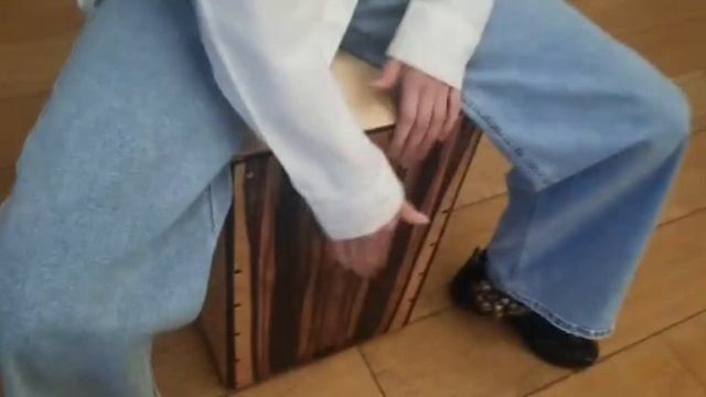 Занятия по «Ритмике» Йоеля Гонсалеса с классом в Академии танца Бориса Эйфмана смотреть онлайн