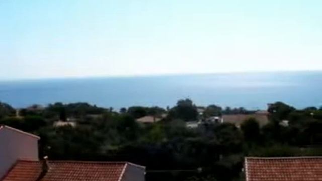 LOCATION STUDIO VUE MER LES ISSAMBRES 83380 смотреть онлайн
