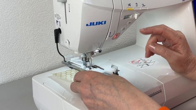 Как сделать петлю на швейной машине? смотреть онлайн