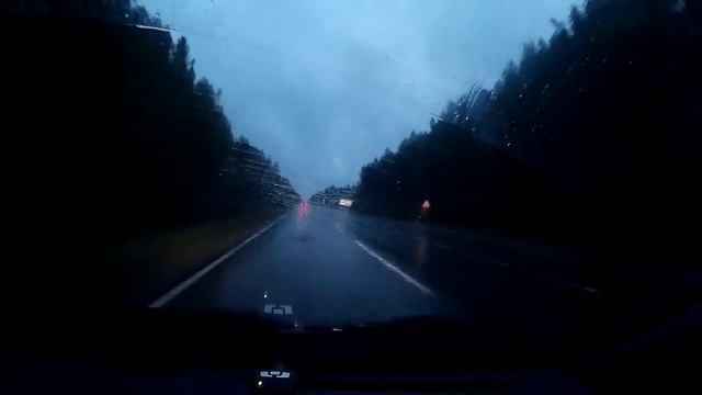 Дорога Екатеринбург - Серов. Темнеет. смотреть онлайн