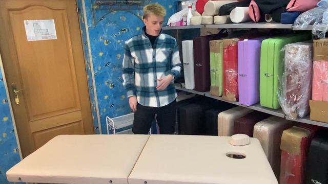 Обзор складного массажного стола с регулировкой по высоте. Какие размеры, качество, нагрузка и др. смотреть онлайн