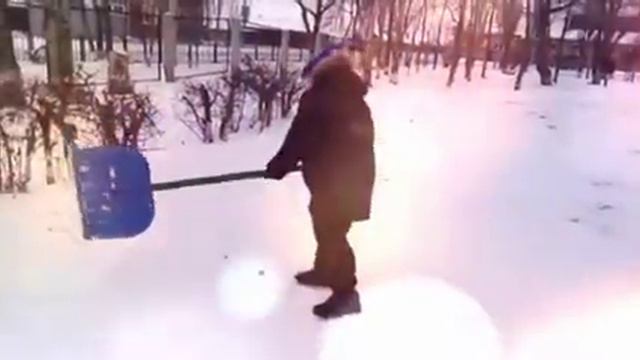 Ризат Елюбаев "Я помогаю маме" Центр творчества "Созвездие" смотреть онлайн