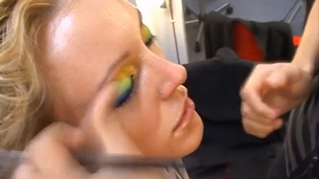 Модель Екатерина Пономарёва , makeUp - Вадим Андреев смотреть онлайн