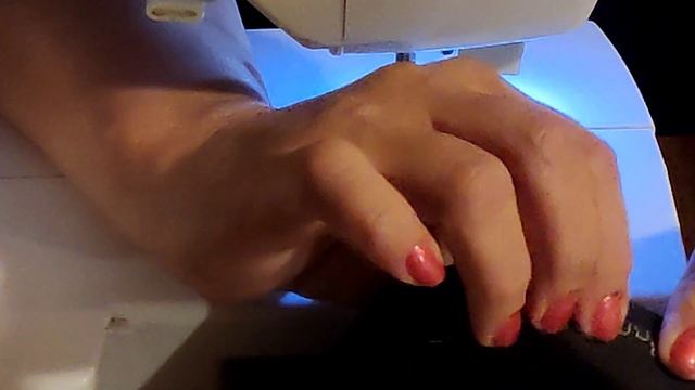 подгибка стрейча и трикотажа смотреть онлайн