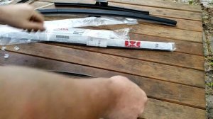 Хонда СРВ 3 | Замена резинок на дворниках | Чемпион Берлина