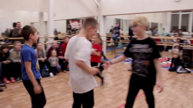 Отчётный и Новогодний корпоратив для детей в Dance Traffic смотреть онлайн