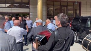 СКРОМНАЯ ОСЕТИНСКАЯ СВАДЬБА НА 800 ЧЕЛОВЕК