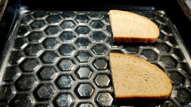 Быстрые горячие бутерброды.Вроде простые, но вкусные и хрустящие! Улетают - успевай только подавать смотреть онлайн