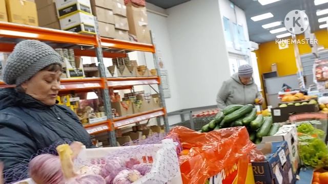 214. Съездили, купили товар.Пойдем в сад работать смотреть онлайн