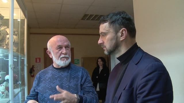 «Арт-Модерн керамики» - дословно «искусство современной керамики» смотреть онлайн