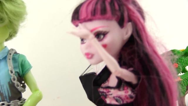 Монстер Хай в школе танцев. Игры для девочек смотреть онлайн