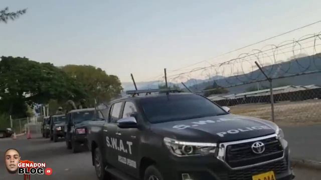 Husband catch wife in bed with man and her daughter beside her смотреть онлайн