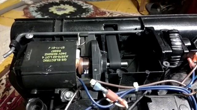 Ремонт турбощетки пылесоса Rainbow, часть 2. смотреть онлайн