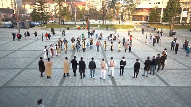 Flashmob Dragobete   Ansamblul Bârzava