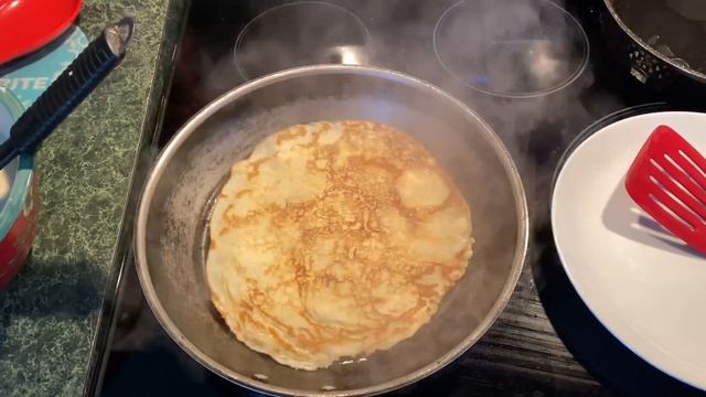 ? быстрые БЛИНЫ ? с мясом, рисом и жареным луком МЯСО отварное БЫСТРО ВКУСНО СЫТНО 18.12.2020 смотреть онлайн