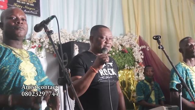 Akobe De Music Oracle and Adviser Nowamagbe Live On Stage Track 2 смотреть онлайн