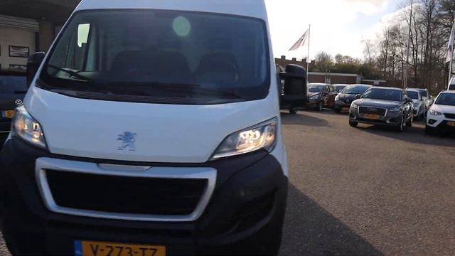 Peugeot Boxer 330 2.0 BlueHDI L2H2 Premium