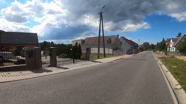 Польское село.Население 750человек. смотреть онлайн