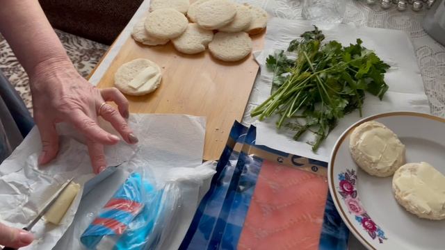 Как приготовить вкусные бутерброды с форелью?