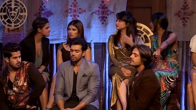 Smooch करके Nikhil Sachdeva ने दिया सब सवालों का जवाब ? | Splitsvilla Memorable Moments смотреть онлайн