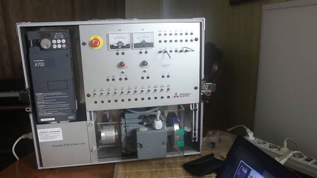 Комбинация нескольких аналоговых сигналов для задания частоты смотреть онлайн