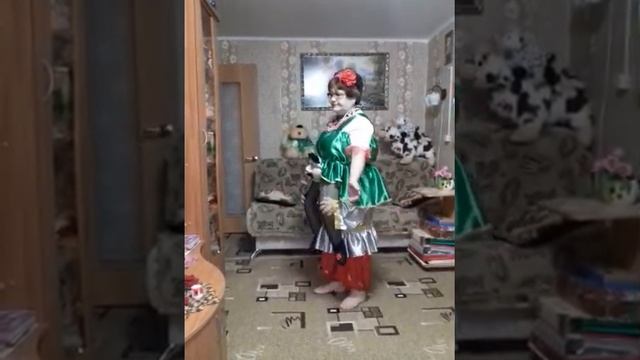 Новогодний костюм наездник смотреть онлайн