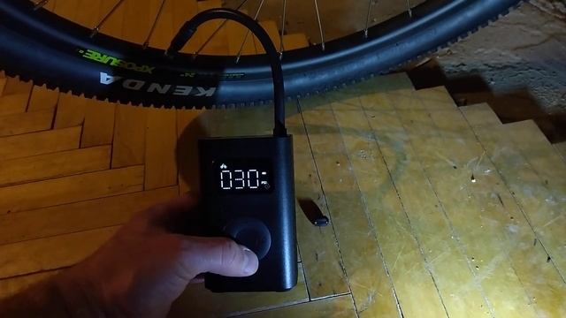 Насос Xiaomi Mi Portable первый тест смотреть онлайн