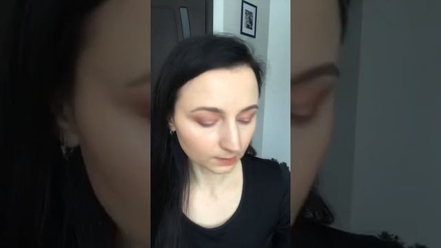 Макияж с использованием карандашей The One 40742 и 40743 смотреть онлайн