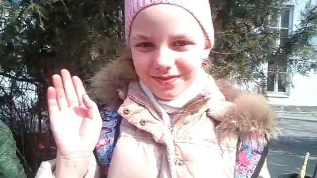 Собака возле школы смотреть онлайн