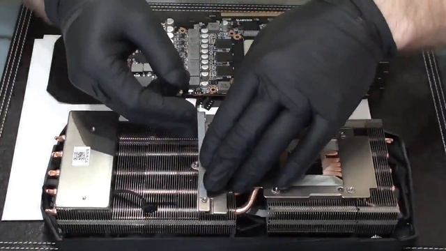 Меняем термоинтерфейс на видеокарте Radeon 5700XT HD