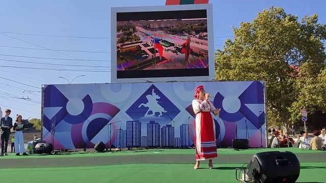 Что за песни распевают в хороводах на Руси! выступление ко дню города14.10.2023 смотреть онлайн