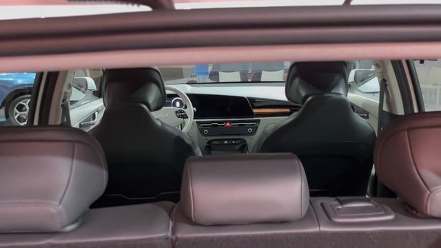 The New 2023 Kia Niro EV SUV - First Look смотреть онлайн