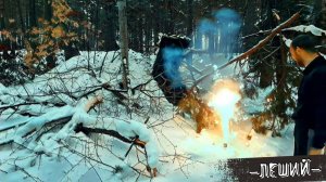 ЗЕМЛЯНКА В ГЛУХОМ ЛЕСУ | КТО ТО СЛЕДИТ,  СТАВЛЮ Ловушку! Новый год.