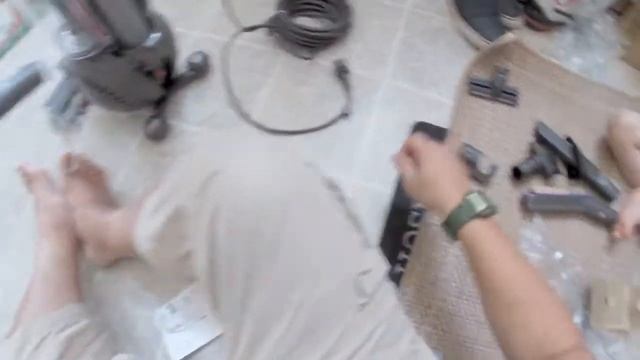 Dyson Ball Total Clean Vacuum смотреть онлайн