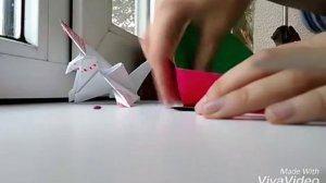 КАК СДЕЛАТЬ ИЗ БУМАГИ ПТИЦУ С МАХАЮЩИМИ КРЫЛЬЯМИ?! \Дарья Конфетита