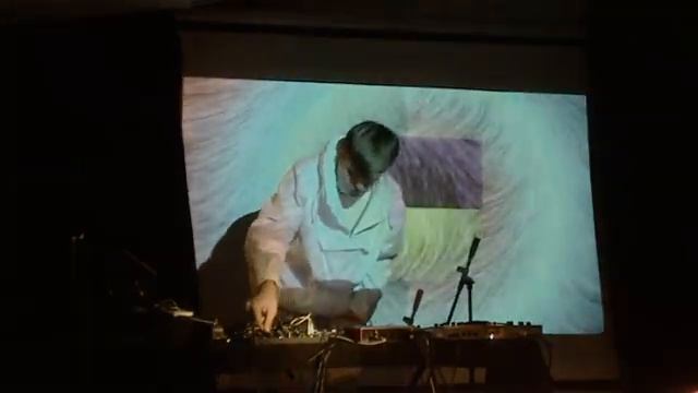 XSMLXL + VJ Олег Потий | SSI: Noiseroom | Sound Museum / ESG-21 / 27.03.2021 смотреть онлайн