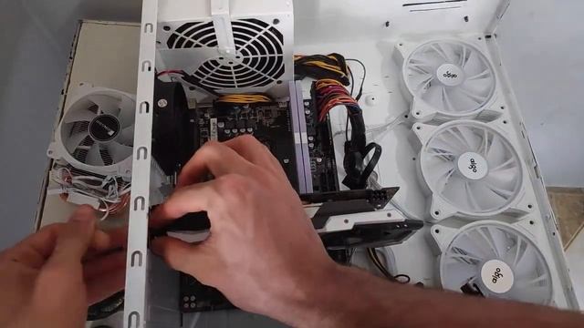 O MELHOR AIR COOLER CUSTO BENEFICO COM RGB CR1400 JONSBO смотреть онлайн