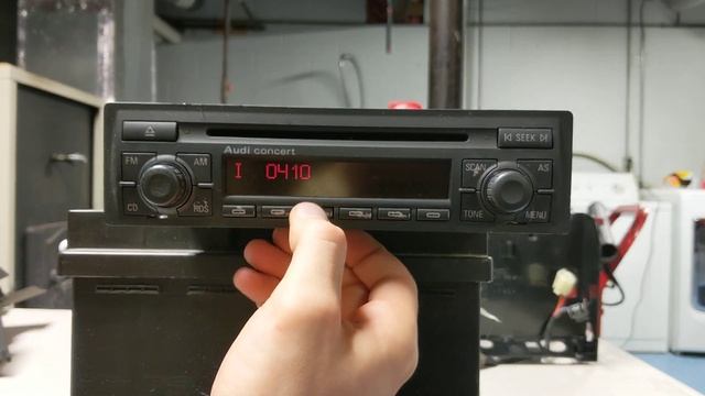 How To Enter the Radio Code for a Audi TT mk1 Concert CD Player смотреть онлайн