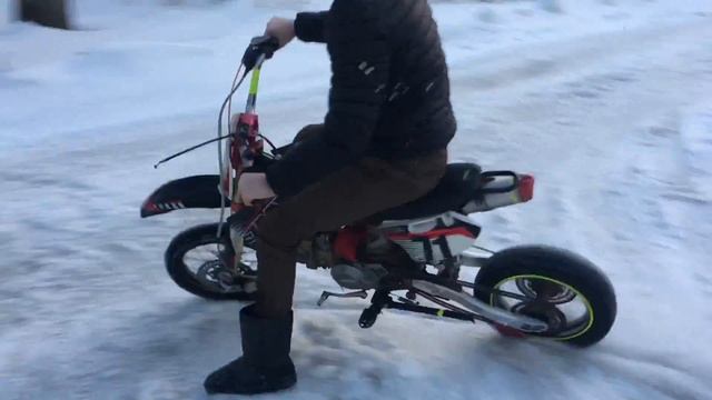 Как не нужно кататься на Питбайке/сломалась ручка сцепления/убиваем мотор/Лучший питбайк смотреть онлайн
