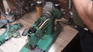 Швейная машина "ТУЛА" с "текстимовским" челночным. Заклинило.....