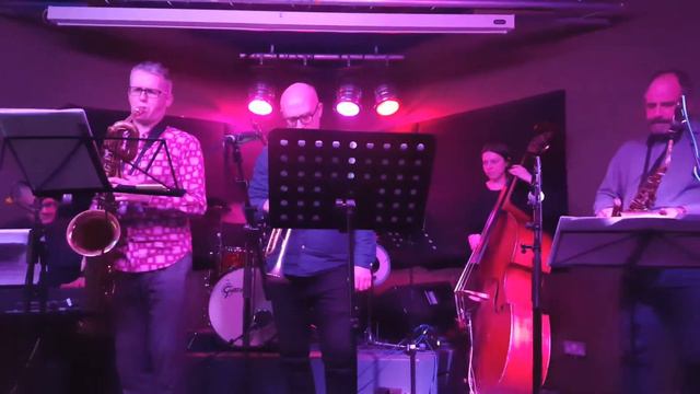 Raymond McDonald and Friends @The Glad Cafe. Glasgow 18 January 2019. Part 6. смотреть онлайн