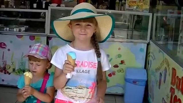 Отдых в Одессе - 2016. Море и Пляжи Аркадии. Маша учится плавать смотреть онлайн