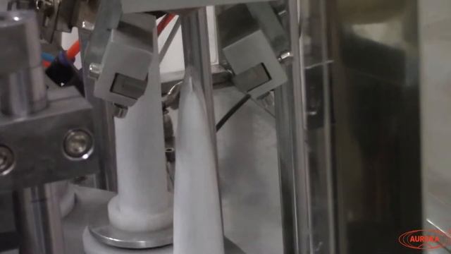 Фасовка и запайка ламинатных туб (100 мл) смотреть онлайн