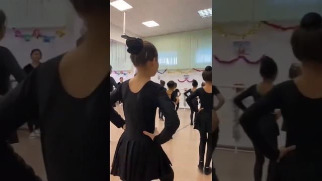 Экзамен по хореографии #актобе #казахстан #танцы #хореография #экзамен смотреть онлайн