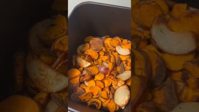 What 300 calories of potatoes looks like! Eat potatoes! смотреть онлайн