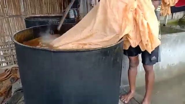 Making batik fabric for tie dye, bali or smoke technique @Batikdlidir solo Indonesia смотреть онлайн