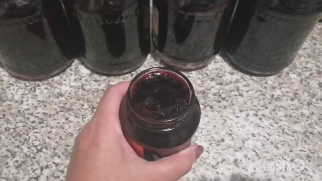 Обалденно вкусный, густой джем из чёрной смородины, готовится легко и просто ! смотреть онлайн