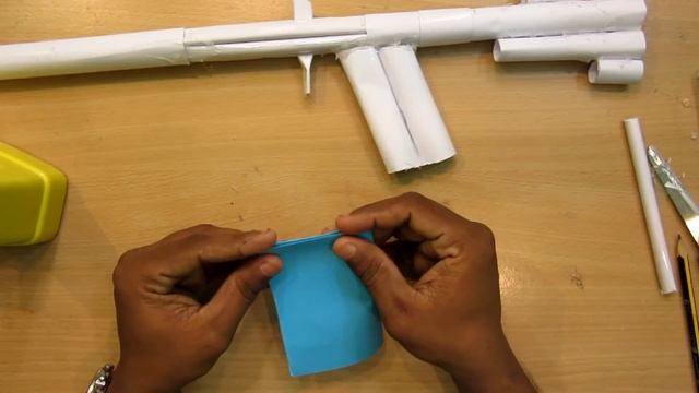 How to Make a Paper Sniper Rifle that shoots Rubber Band - Easy paper gun Tutorial смотреть онлайн