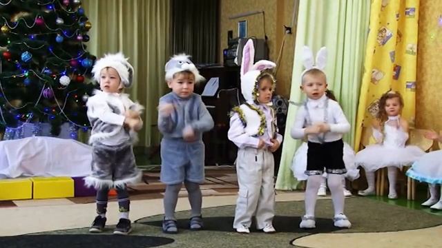 Танец зайчиков энтузиастов :) смотреть онлайн